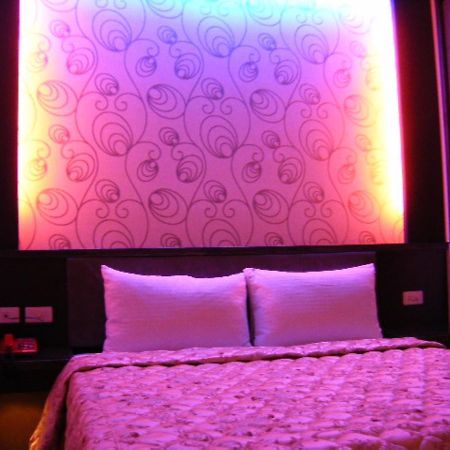 Baseball Hotel Hsinchu Esterno foto
