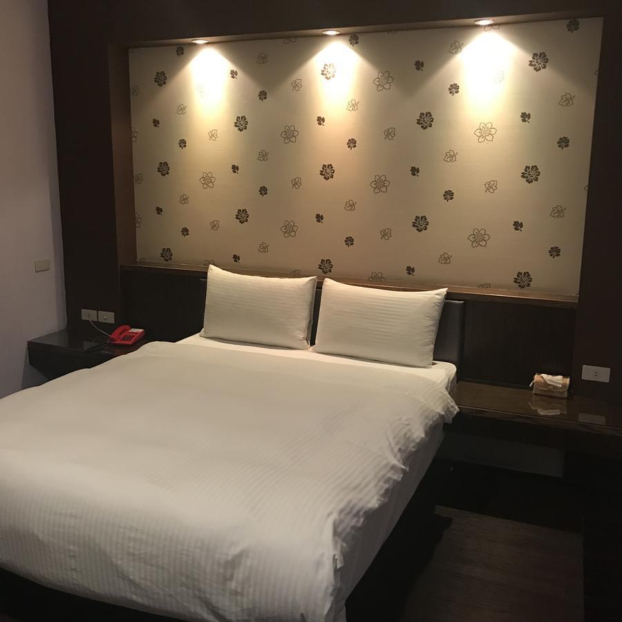 Baseball Hotel Hsinchu Esterno foto